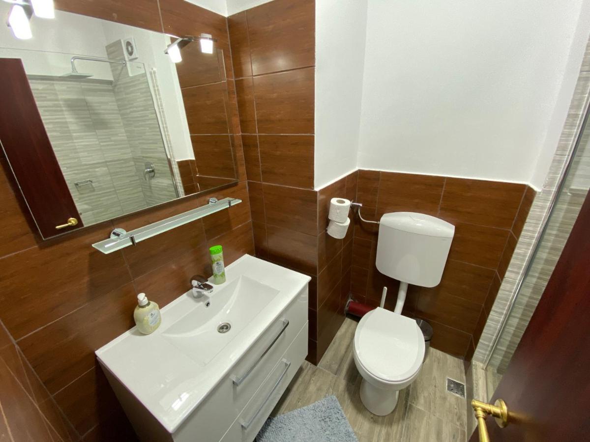 Petrosani Camere De Inchiriat - Hotel Petroshani Srl Extérieur photo