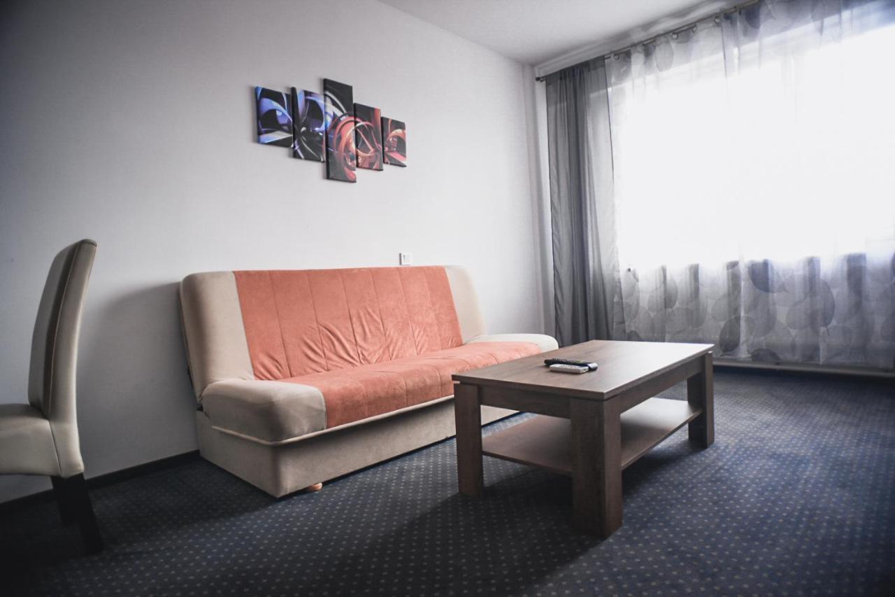 Petrosani Camere De Inchiriat - Hotel Petroshani Srl Extérieur photo